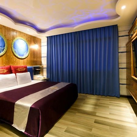 Carnival Motel Taipei Eksteriør bilde