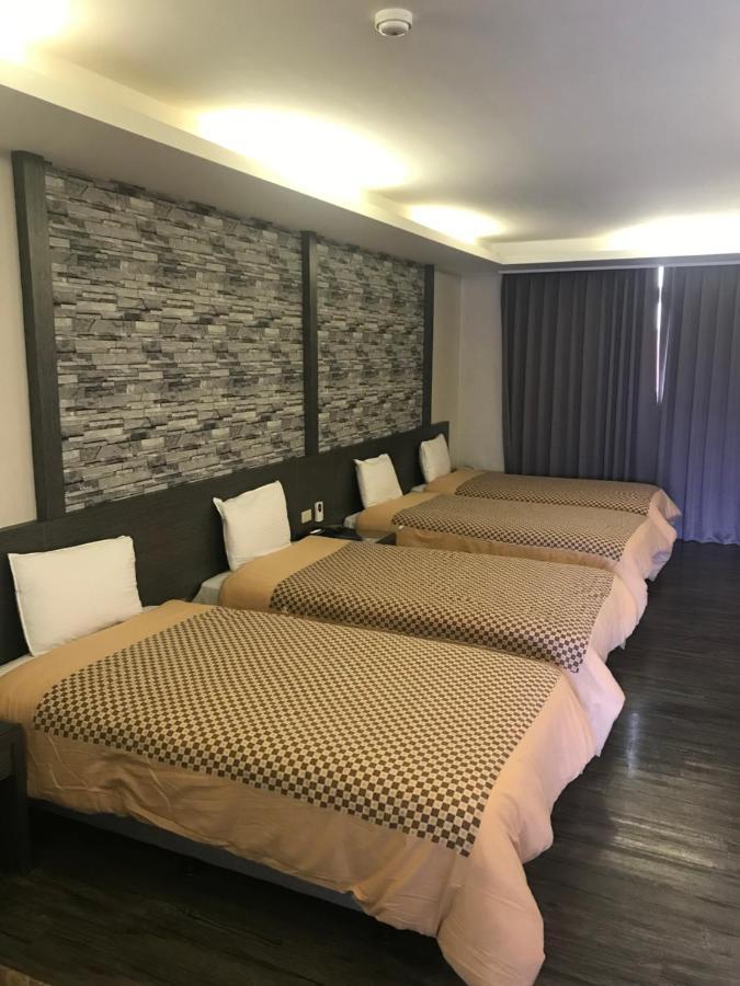 Carnival Motel Taipei Eksteriør bilde