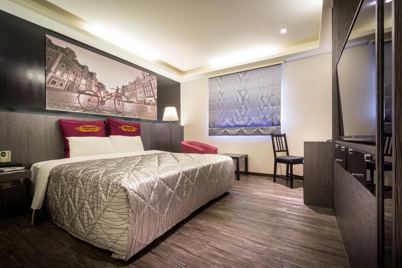 Carnival Motel Taipei Eksteriør bilde