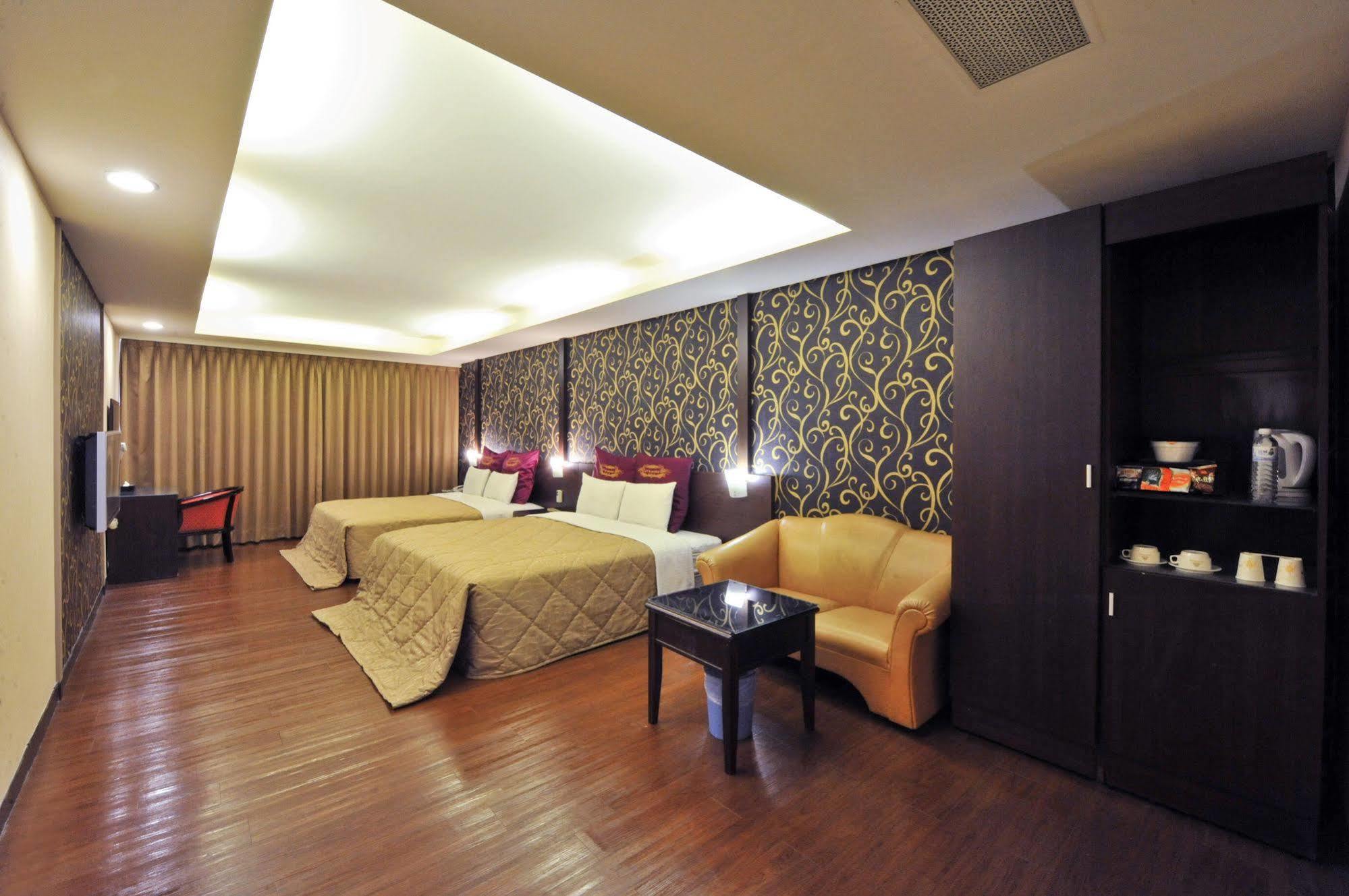 Carnival Motel Taipei Eksteriør bilde