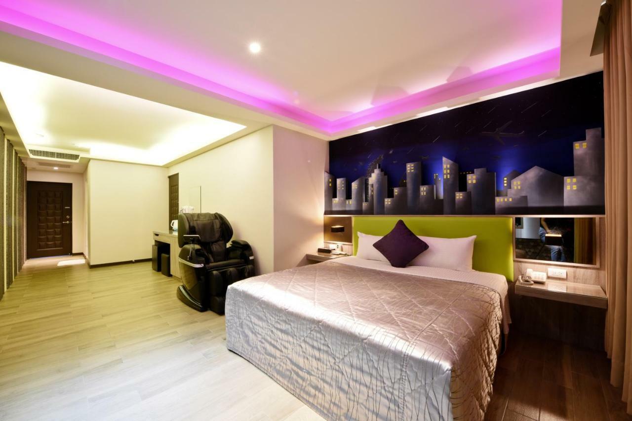 Carnival Motel Taipei Eksteriør bilde