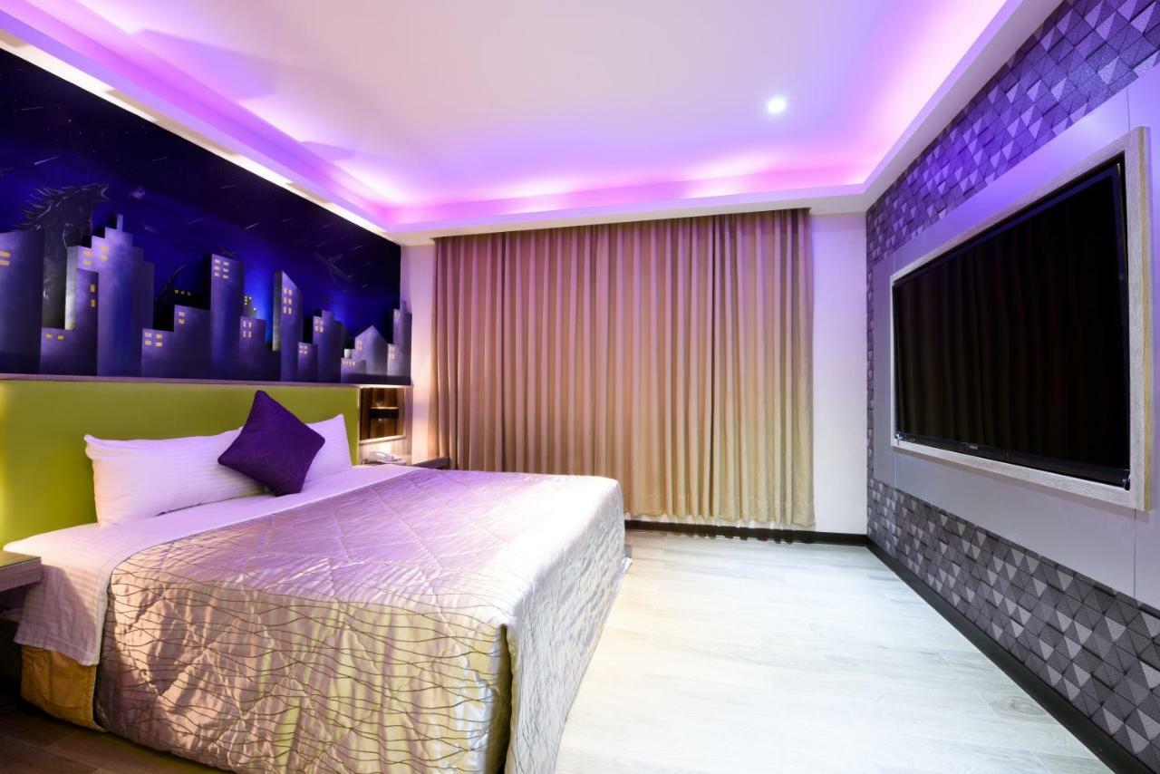 Carnival Motel Taipei Eksteriør bilde